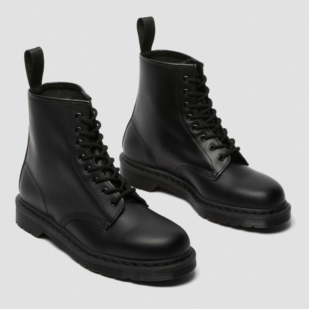 Doc Martens 1460 Pascal Mono Boots